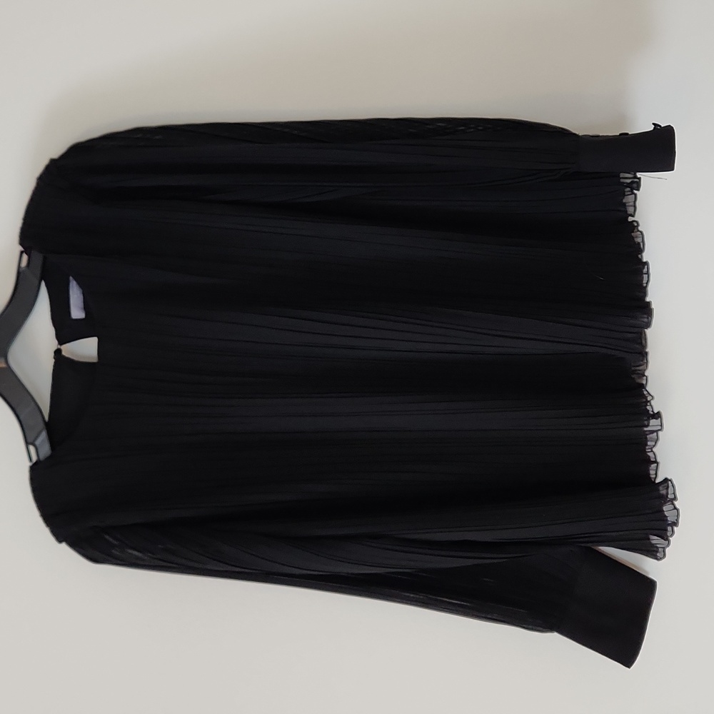 Ruffle shirt